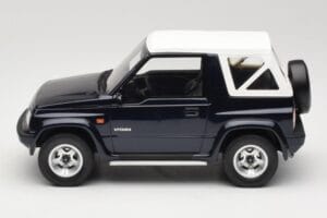 Suzuki Vitara Cabrio JLX Deep Blue Pearl Metallic Otto 1:18 OT492 Živica – obrázok 3 z 6