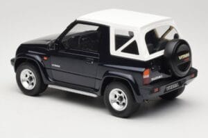 Suzuki Vitara Cabrio JLX Deep Blue Pearl Metallic Otto 1:18 OT492 Živica – obrázok 5 z 6