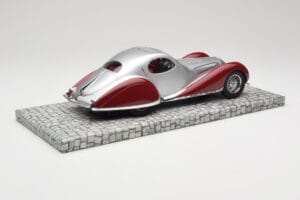 Talbot-Lago T150 C-SS Coupe Strieborný Červený Minichamps 1:18 107117121 Živica – obrázok 2 z 6
