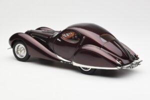 Talbot-Lago T150 C-SS Figoni & Falaschi Teardrop Tmavá Bordeaux Metalíza CMC 1:18 M-179 Kov – obrázok 4 z 6