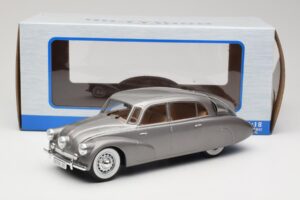 Tatra 87 Šedý MCG 1:18 MCG18068 Kov – obrázok 6 z 6