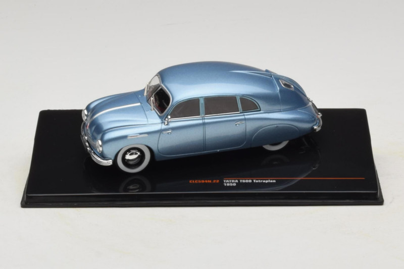 Tatra T600 Tatraplan Modrý IXO 1:43 CLC594N Kov