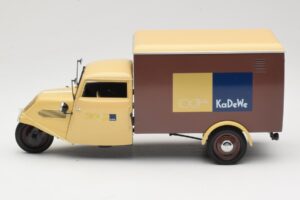 Tempo Hanseat 100 Jahre KaDeWe Minichamps 1:18 686354688 Kov – obrázok 4 z 8