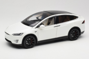 Tesla Model X Biely OEM 1:18 TESLA001 Kov