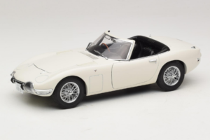 Toyota 2000 GT Kabriolet Biely James Bond Collection AUTOart 1:18 78731 Kov