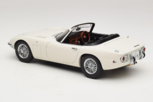 Toyota 2000 GT Kabriolet Biely James Bond Collection AUTOart 1:18 78731 Kov – obrázok 7 z 8