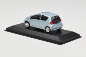 Toyota Aygo Light Blue Metallic Minichamps 1:43 TOYOTA012 Kov – obrázok 3 z 4