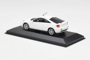 Toyota Celica T230 Biely Minichamps 1:43 430168922 Kov – obrázok 3 z 4