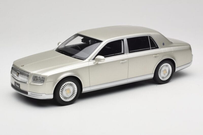 Toyota Century Silver Metallic Kyosho 1:18 KSR18036S Kov