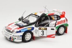 Toyota Corolla WRC #3 C. Sainz / L. Moya Safari Rally 1999 AUTOart 1:18 89982 Kov – obrázok 2 z 8