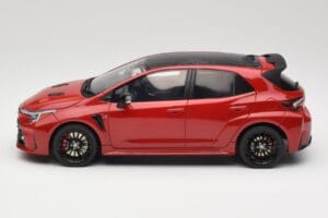 Toyota GR Corolla Circuit Edition E210 Supersonic Red Otto 1:18 OT1072 Živica – obrázok 3 z 6