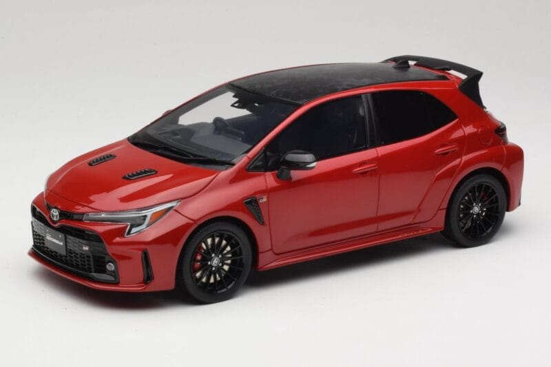 Toyota GR Corolla Circuit Edition E210 Supersonic Red Otto 1:18 OT1072 Živica
