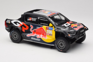 Toyota GR DKR Hilux Evo #206 L. Moraes / A. Monleon Rally Dakar 2024 IXO 1:18 18RMC238A Kov – obrázok 4 z 6