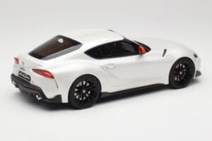 Toyota GR Supra A90 Fuji Speedway Edition White Pearl Metallic GT Spirit 1:18 GT341 Živica – obrázok 2 z 6