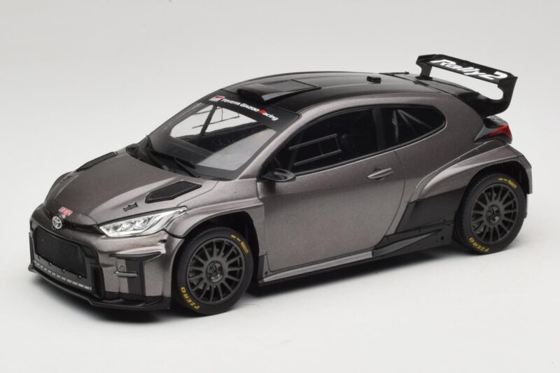 Toyota GR Yaris Rally2 Šedý IXO 1:18 18CMC210 Kov