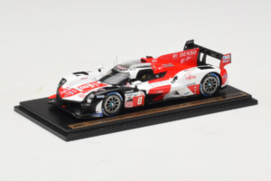 Toyota GR010 Hybrid Hypercar #8 S. Buemi / B. Hartley / R. Hirakawa Toyota Gazoo Racing 24 Hours of Le Mans 2023 Spark 1:43 T – obrázok 3 z 4