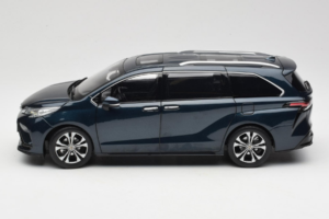 Toyota Granvia Tmavo Modrý OEM 1:18 FCL22GR803 Kov – obrázok 4 z 8