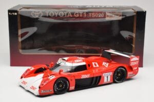 Toyota GT-One TS020 GT1 #1 M. Brundle / E. Collard / V. Sospiri 24 Hours of Le Mans 1999 AUTOart 1:18 89986 Kov – obrázok 6 z 6
