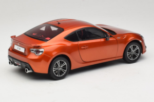 Toyota GT86 Červený Century Dragon 1:18 CD01 Kov – obrázok 3 z 8