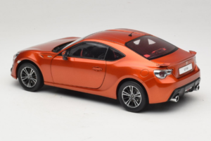 Toyota GT86 Červený Century Dragon 1:18 CD01 Kov – obrázok 7 z 8