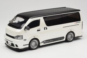Toyota Hiace Super GL Pearl White Otto 1:18 OT1136 Živica