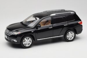 Toyota Highlander XU40 Čierny Paudi Model 1:18 2043612-B1 Kov