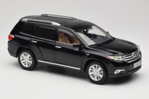 Toyota Highlander XU40 Čierny Paudi Model 1:18 2043612-B1 Kov – obrázok 6 z 8