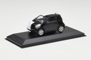 Toyota iQ Čierny & Biely Geneva Motor Show 2009 Minichamps 1:43 400166801 Kov – obrázok 2 z 4