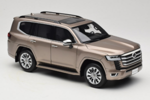 Toyota Land Cruiser LC300 ZX Zlatý LCD 1:18 LCD18013-ZX-GO Kov – obrázok 6 z 8