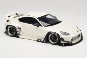 Toyota Pandem GR86 ZN8 Crystal White GT Spirit 1:18 GT498 Živica – obrázok 4 z 6