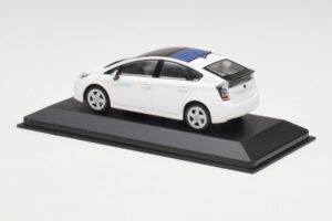 Toyota Prius XW30 Super Biely Minichamps 1:43 PRIUS001 Kov – obrázok 3 z 4