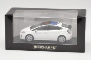 Toyota Prius XW30 Super Biely Minichamps 1:43 PRIUS001 Kov – obrázok 4 z 4