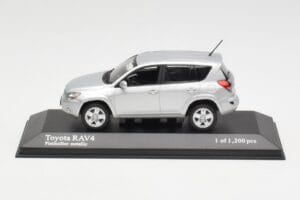 Toyota RAV4 XA30 Strieborný Minichamps 1:43 400166570 Kov