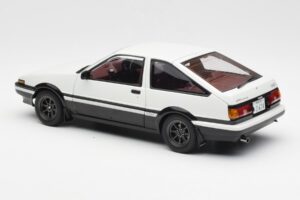 Toyota Sprinter Trueno AE86 New Initial D Movie Legend 1 AUTOart 1:18 78798 Kov – obrázok 7 z 8