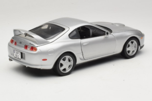 Toyota Supra A80 Strieborný Kyosho 1:18 8847 Kov – obrázok 3 z 8
