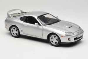Toyota Supra A80 Strieborný Kyosho 1:18 8847 Kov – obrázok 6 z 8