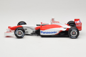 Toyota TF102 Panasonic F1 Showcar 2002 Minichamps 1:18 100020174 Kov – obrázok 3 z 6
