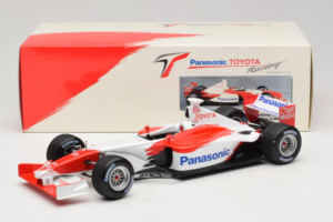 Toyota TF102 Panasonic F1 Showcar 2002 Minichamps 1:18 100020174 Kov – obrázok 6 z 6