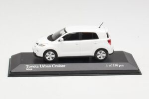 Toyota Urban Cruiser Biely Minichamps 1:43 400166960 Kov