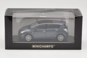 Toyota Verso Grey Metallic Minichamps 1:43 TOYOTA011 Kov – obrázok 4 z 4