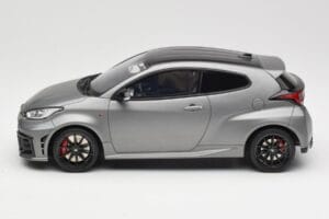 Toyota GR Yaris XP210 Precious Metal Otto 1:18 OT1127 Živica – obrázok 3 z 6