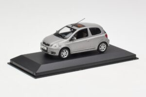 Toyota Yaris XP10 TS Šedý Minichamps 1:43 TOYOTA007 Kov – obrázok 3 z 3