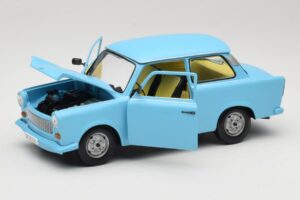 Trabant 601 Modrý Sun Star 1:18 4290 Kov – obrázok 2 z 8