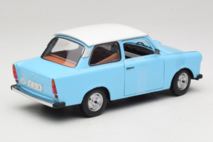 Trabant 601 Deluxe Modrý Biely Sun Star 1:18 4286 Kov – obrázok 2 z 6
