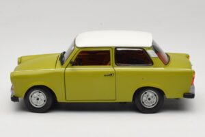Trabant 601 Zelený Sun Star 1:18 4289 Kov – obrázok 4 z 8