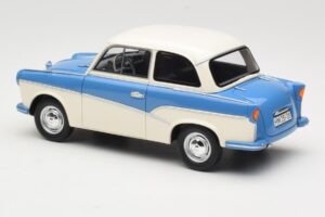 Trabant P50 Svetlomodrý Krémový BoS Models 1:18 BOS035 Živica – obrázok 5 z 6