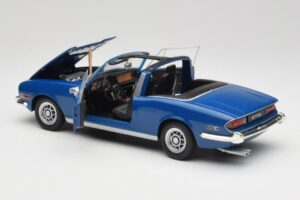 Triumph Stag Mk1 Sapphire Blue Revell 1:18 8815 Kov – obrázok 5 z 8