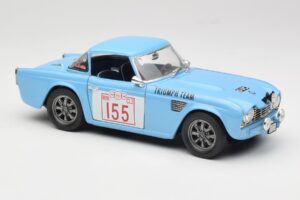 Triumph TR4 Rally Car Revell 1:18 8773 Kov – obrázok 6 z 8