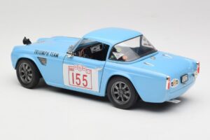 Triumph TR4 Rally Car Revell 1:18 8773 Kov – obrázok 7 z 8