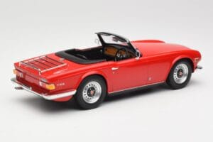 Triumph TR6 PI Červený Minichamps 1:18 155132031 Kov – obrázok 2 z 6